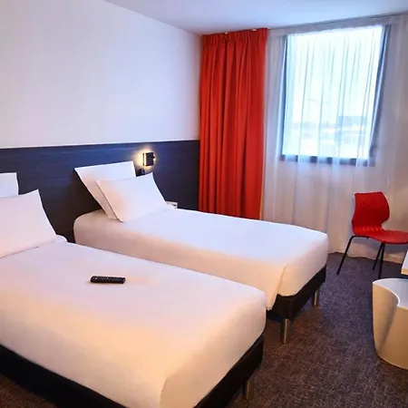 Hotel Kyriad - Senart