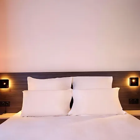 Kyriad - Senart 3* Combs-la-Ville