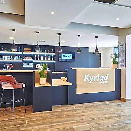 Kyriad - Senart 3* Combs-la-Ville